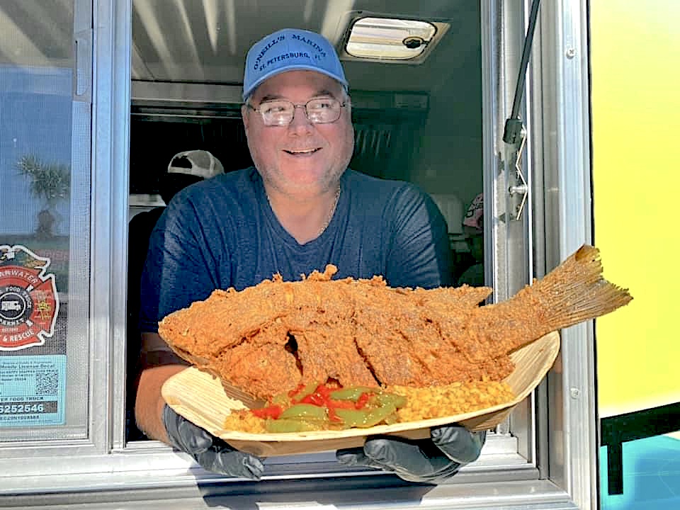 Happy snapper food truck best deafood in Tampa Bay